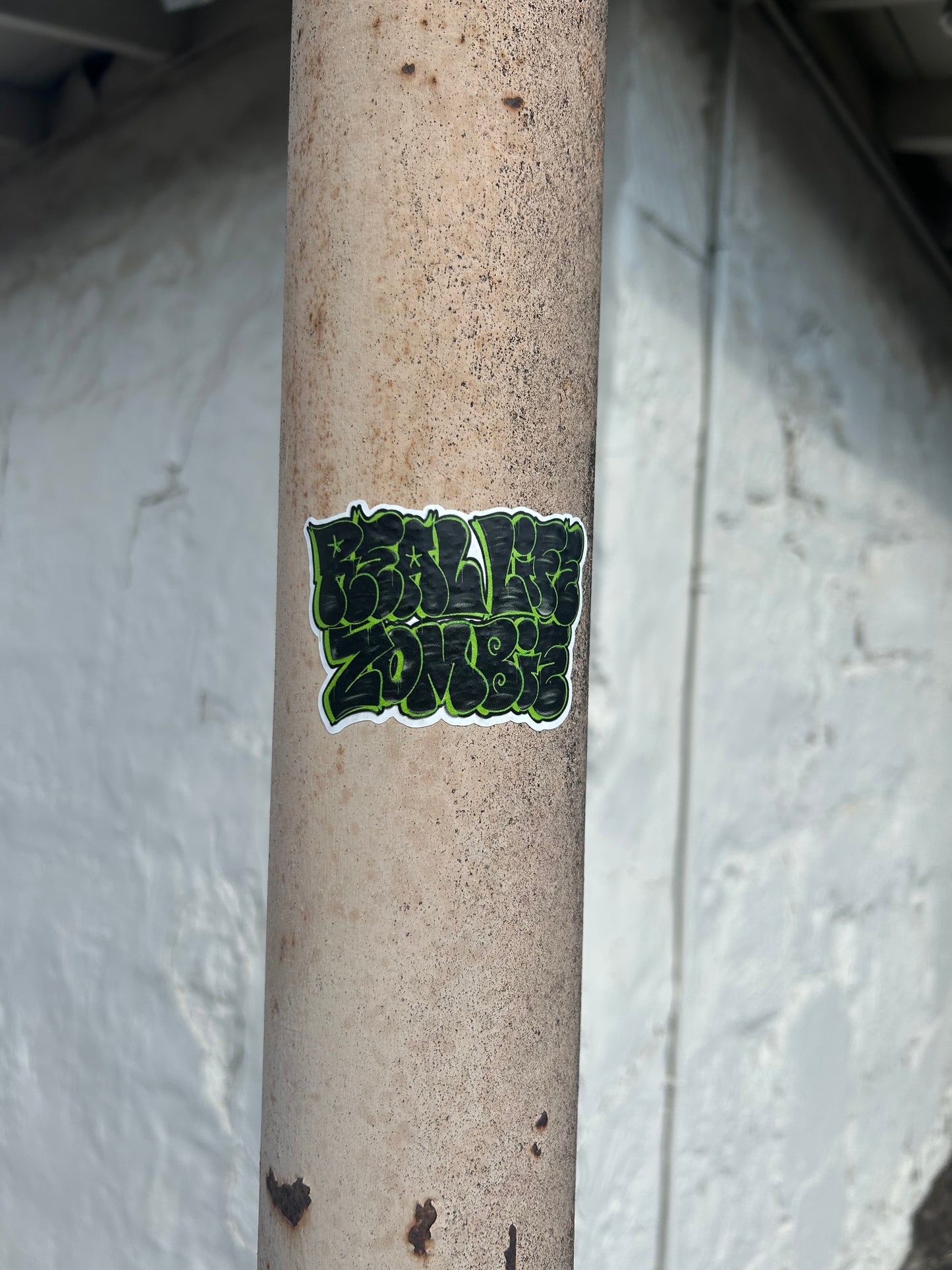 Shelly RLZ graffiti sticker