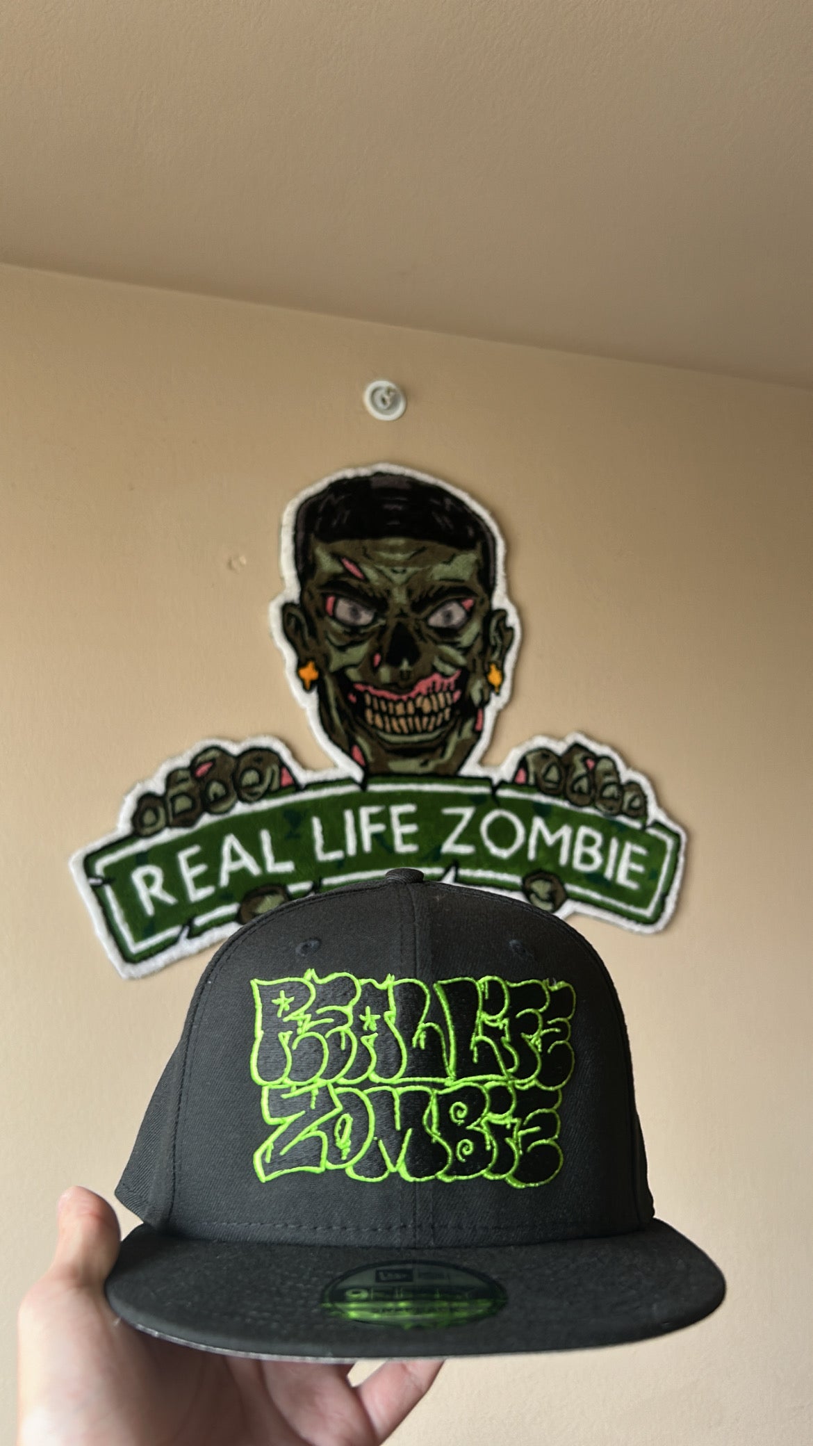 Real Life Zombie graffiti hat